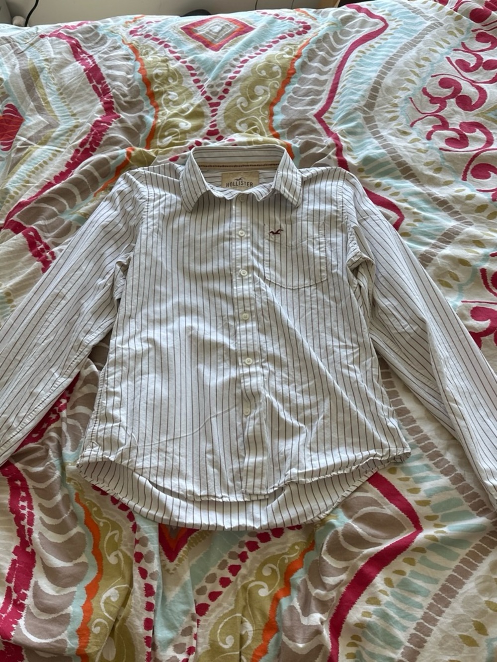 Hollister White Button-Down Shirt with Navy and Red Pinstripes